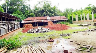১৮শ' মাদরাসা উন্নয়ন : ৭৩৬ ঠিকাদারের ৪৩৪ জনই কাজ ফেলে উধাও