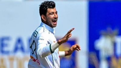 দল টেস্ট : নাঈমের ৫ উইকেট, লিড পেল বাংলাদেশ