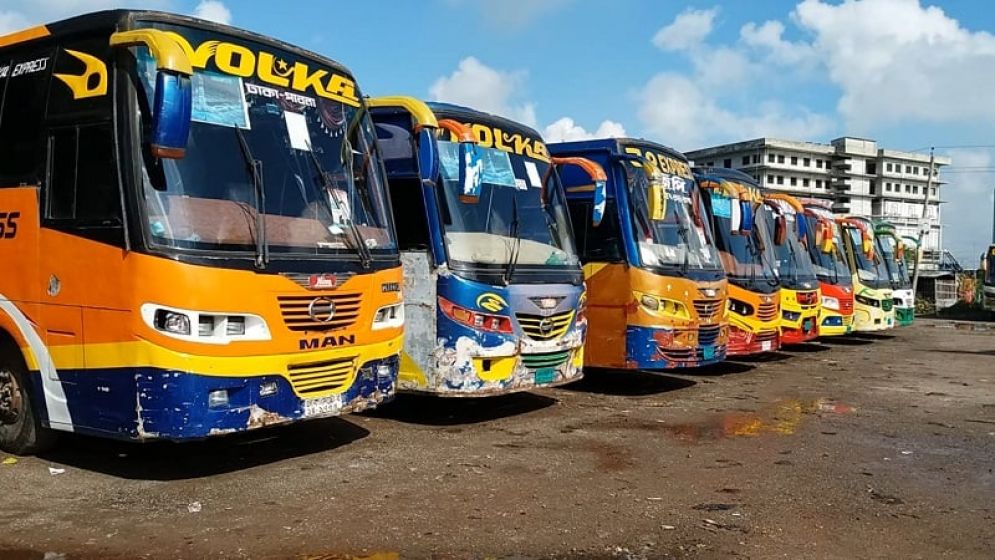 পাবনায় অনির্দিষ্টকালের পরিবহন ধর্মঘট, ভোগান্তি