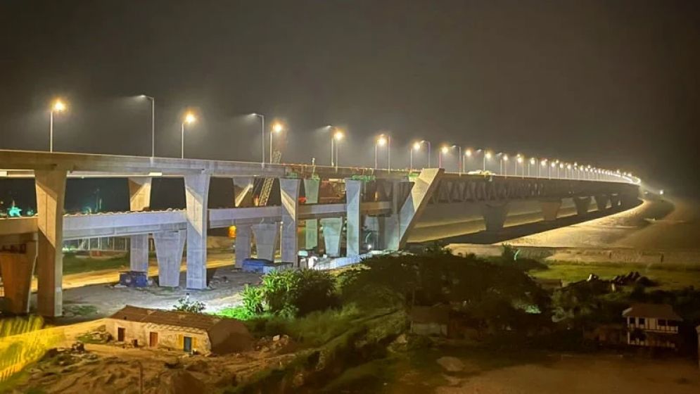 পদ্মা সেতু উদ্বোধনের তিন বছর : পারাপার দুই কোটি যানবাহন, আয় আড়াই হাজার কোটি টাকা