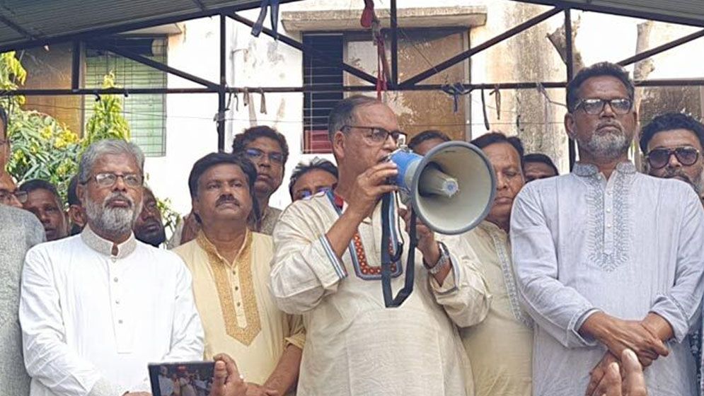 নির্বাচন ডিসেম্বরে হওয়া যুক্তিযুক্ত, প্রয়োজনে জানুয়ারিতে: দুদু