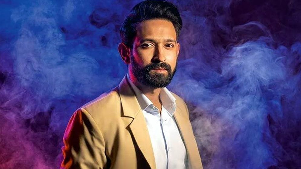 প্লেন দুর্ঘটনায় বন্ধু হারিয়ে বাকরুদ্ধ বলিউড অভিনেতা বিক্রান্ত
