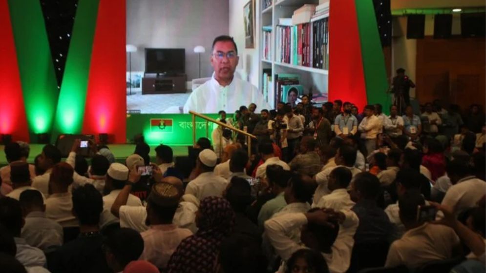 দেশকে চিরস্থায়ী ভিত্তির ওপর দাঁড় করাতে চাই : তারেক রহমান