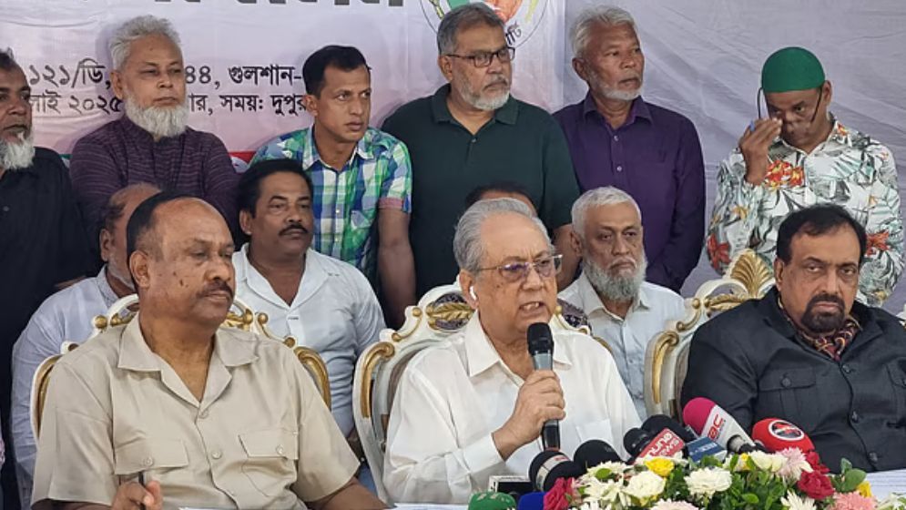 জিএম কাদেরের সিদ্ধান্ত মানেন না আনিসুল-রুহুল-মুজিবুল