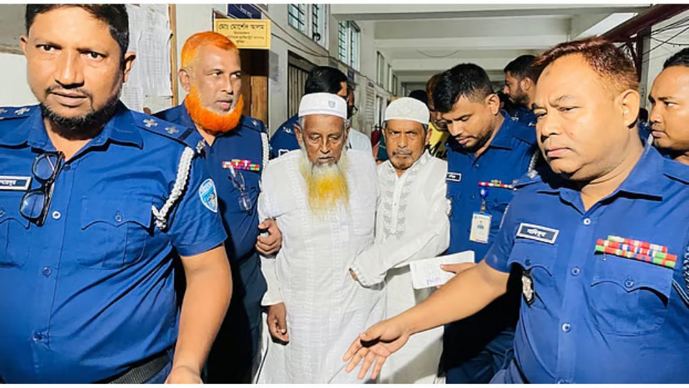 কুমিল্লায় দুই সন্তানসহ নারীকে হত্যা : ৮ আসামি তিনদিন করে রিমান্ডে