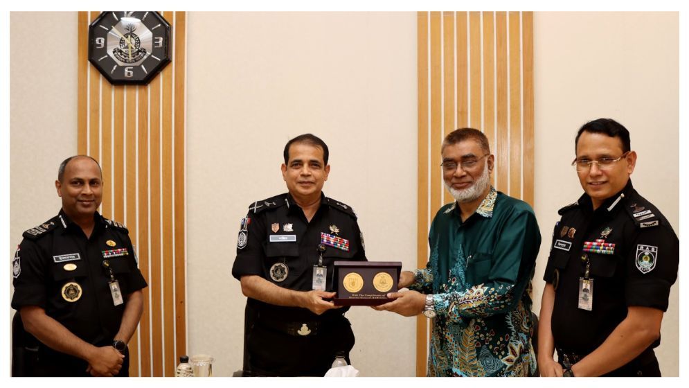 মাদকসহ সংঘবদ্ধ অপরাধ নিয়ন্ত্রণ ও মানি লন্ডারিং প্রতিরোধবিষয়ক সেমিনার