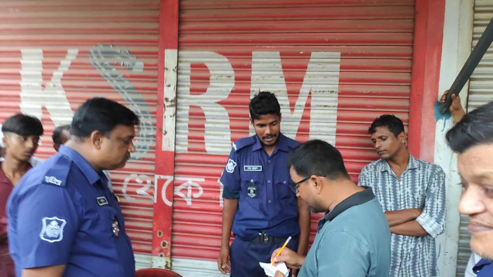 বগুড়ায় ভুয়া কনস্টেবল গ্রেপ্তার