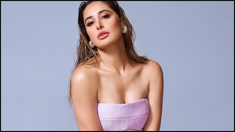 অভিনেত্রী নার্গিস টানা নয় দিন পানি ছাড়া কিছুই খান না