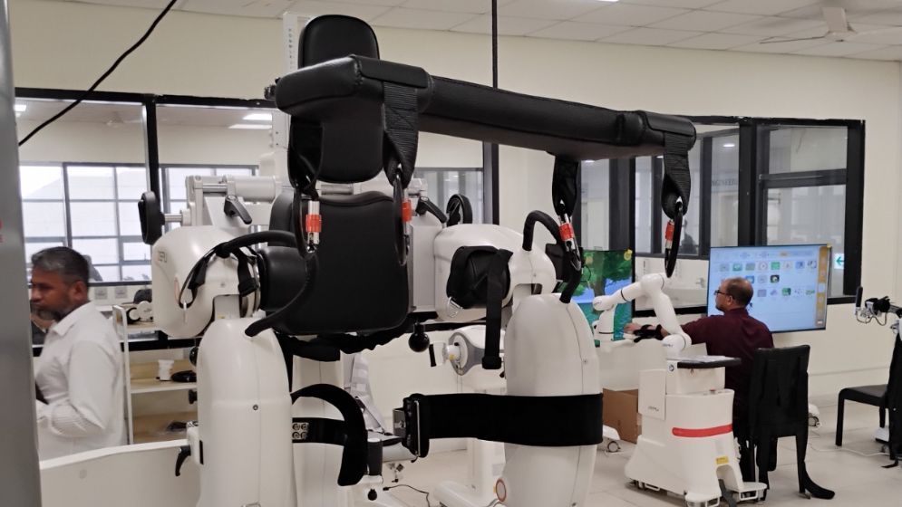 দেশে রোবটিক রিহ্যাবিলিটেশন সেন্টারে পাইলট প্রকল্প শুরু