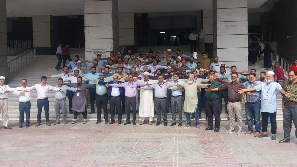 আবু সাঈদ কর্মসূচি পালন বাংলাদেশ ব্যাংকে