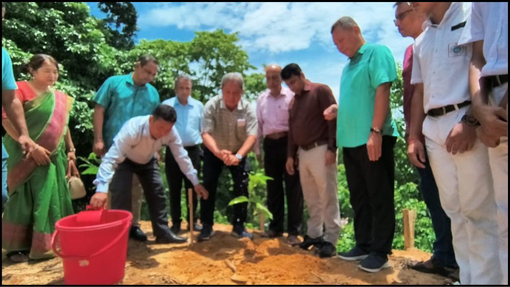 রাঙ্গামাটিতে সাংবাদিকদের ব্যতিক্রমধর্মী বৃক্ষরোপণ