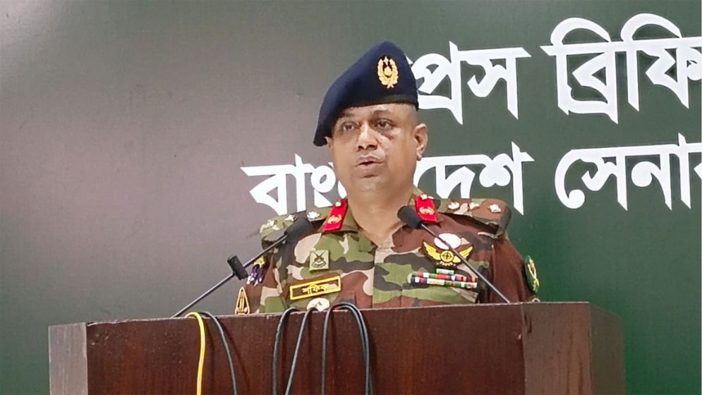 সেনাবাহিনী গোপালগঞ্জে প্রাণঘাতি অস্ত্র ব্যবহার করেনি : সেনা সদর