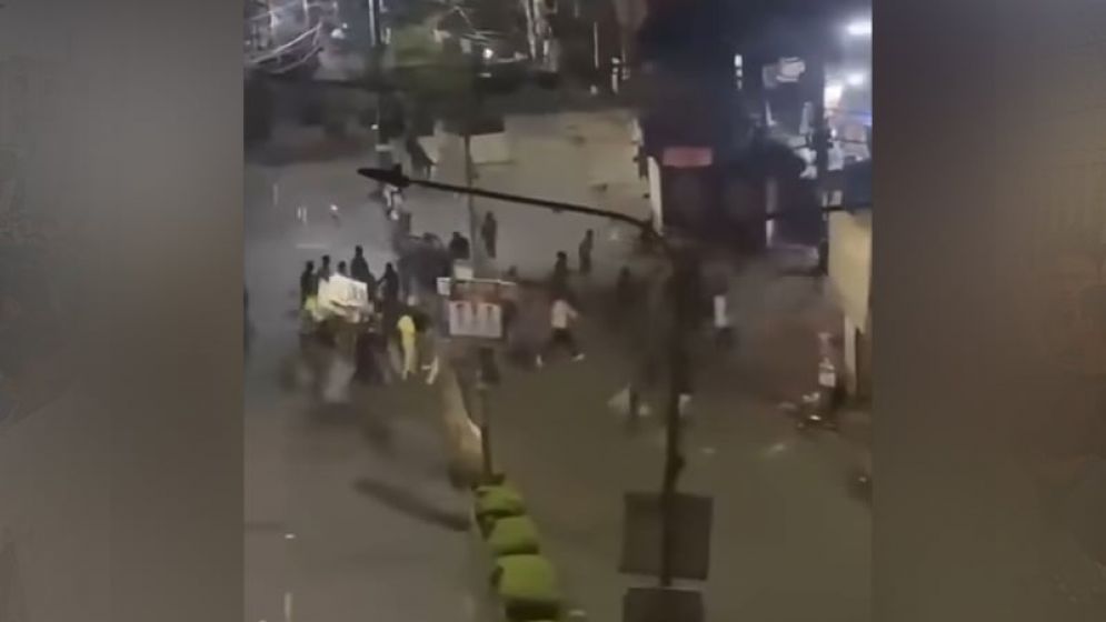 চট্টগ্রামে মধ্যরাতে ছাত্রদল-ছাত্রশিবির ধাওয়া-পাল্টা ধাওয়া