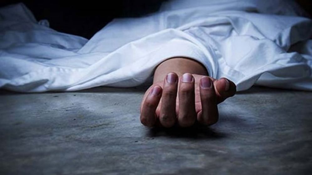 স্ত্রীকে হত্যার পর টুকরো টুকরো করে পালিয়েছে স্বামী