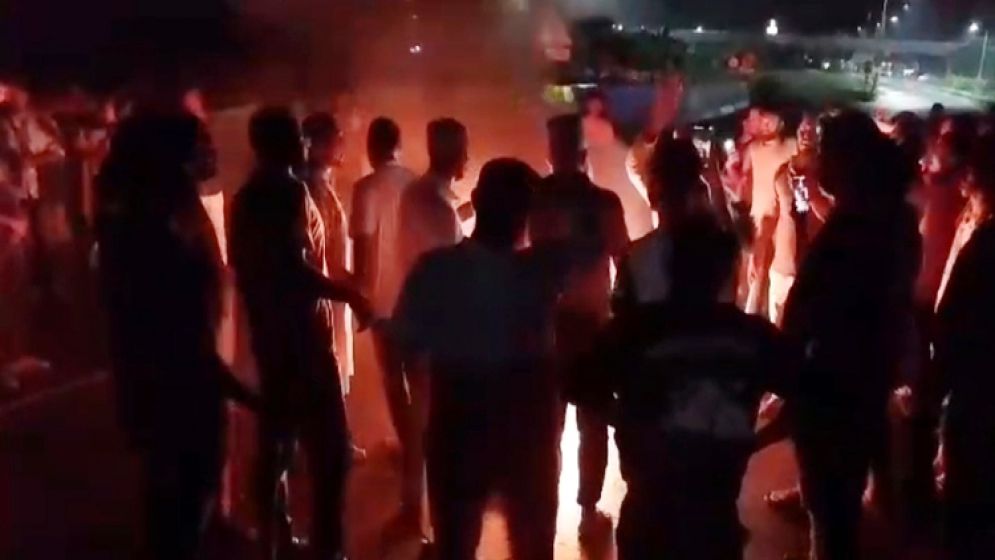 কমিটি বাতিল দাবিতে এক্সপ্রেসওয়েতে বিএনপির  অবরোধ, যানজট