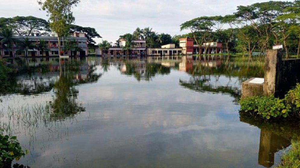 নোয়াখালীতে পানিবন্দি ১৭ হাজার পরিবার, ক্ষতির পরিমাণ ২৪০ কোটি টাকা