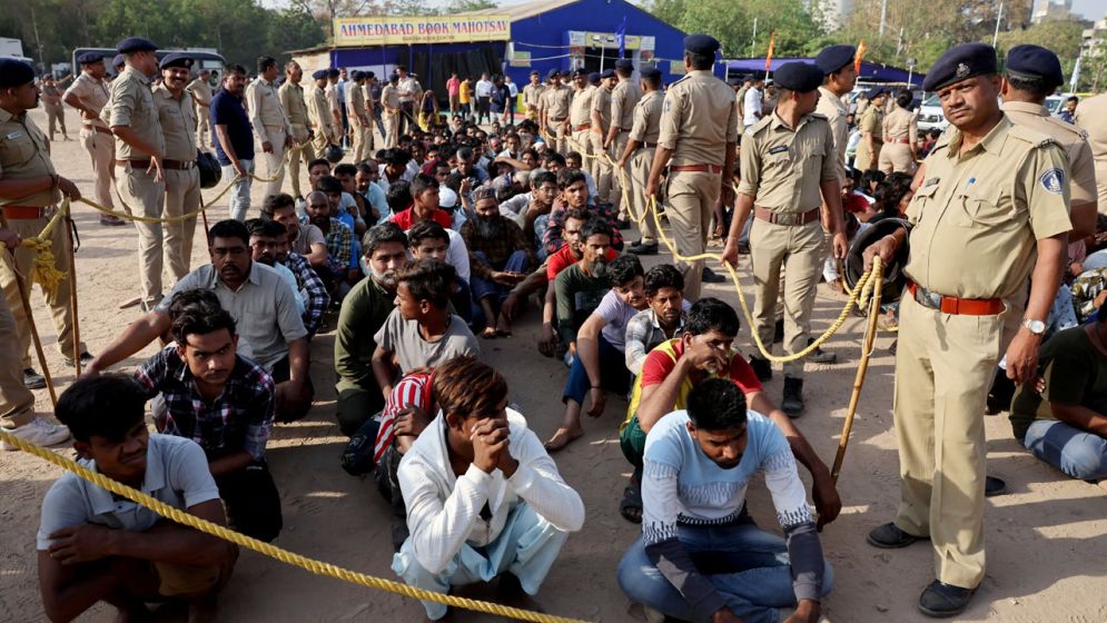 বেআইনিভাবে শত শত মুসলিমকে বাংলাদেশে ফেরত পাঠাচ্ছে ভারত : হিউম্যান রাইটস ওয়াচ