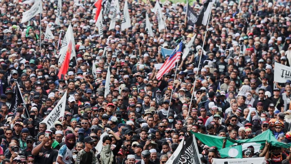 মালয়েশিয়ায় বাড়ছে জনঅসন্তোষ