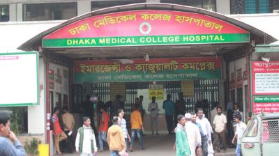 রাজধানীতে দুই বাসের চাপায় এক ব্যক্তি নিহত