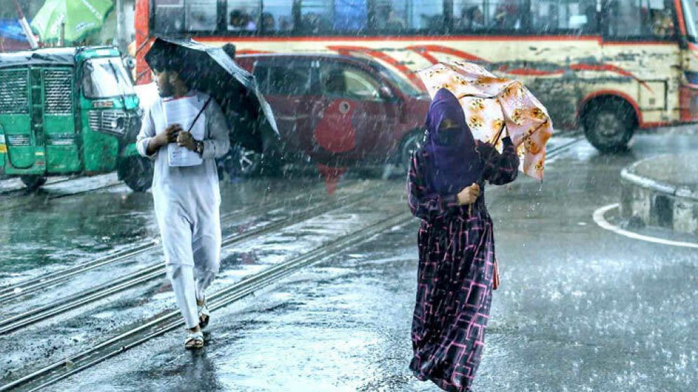 আজ সন্ধ্যার মধ্যে ৭ অঞ্চলে ঝড়-বৃষ্টির আভাস