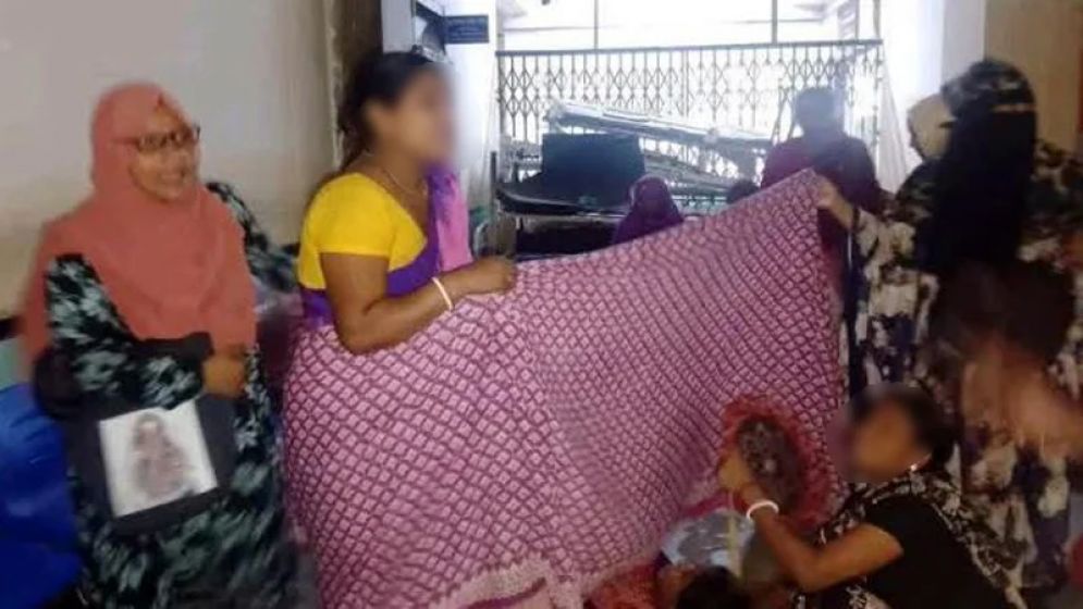 ওসামানী মেডিকেল : দীর্ঘ অপেক্ষার পর দুই নারীর বারান্দায় সন্তান প্রসব