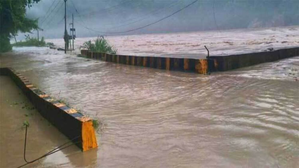 ভারতে তিস্তার ভয়ালরূপ, লাল সতর্কতা জারি