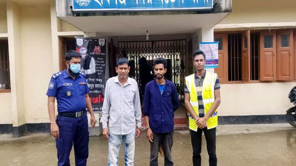 চোরের ছুরিকাঘাতে স্কুলছাত্র নিহত