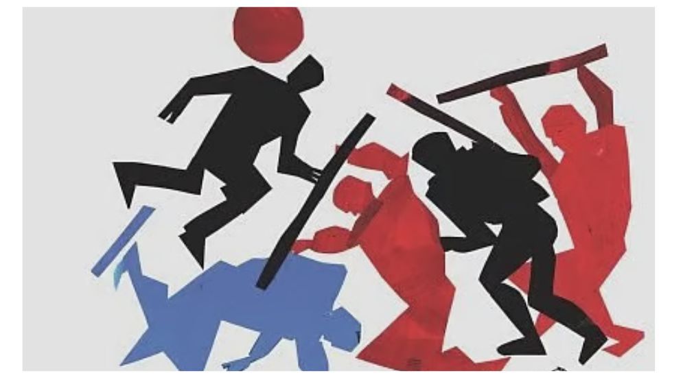 স্বজনকে এগিয়ে আনতে দিয়ে দুজন হত্যার শিকার