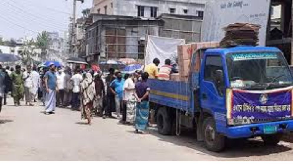 কাল থেকে ট্রাকসেলে পণ্য বিক্রি করবে টিসিবি