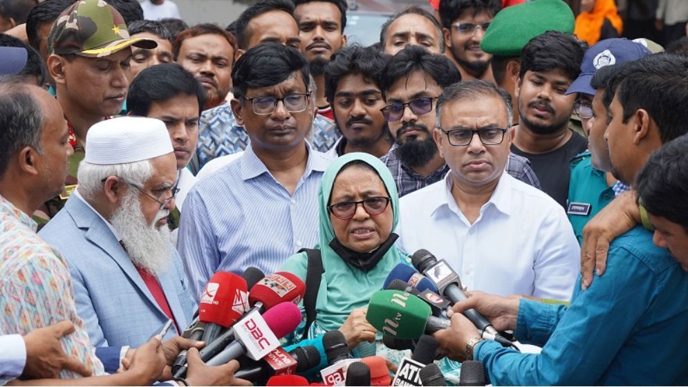 হাসপাতাল ব্যবস্থায় দুর্নীতি রোধে সবার সহযোগিতা জরুরি