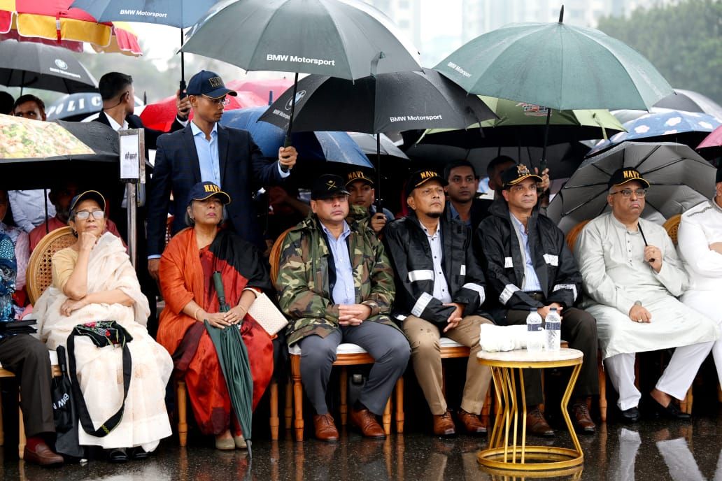 জুলাই স্মৃতি জাদুঘর পরিদর্শন করলেন প্রধান উপদেষ্টা