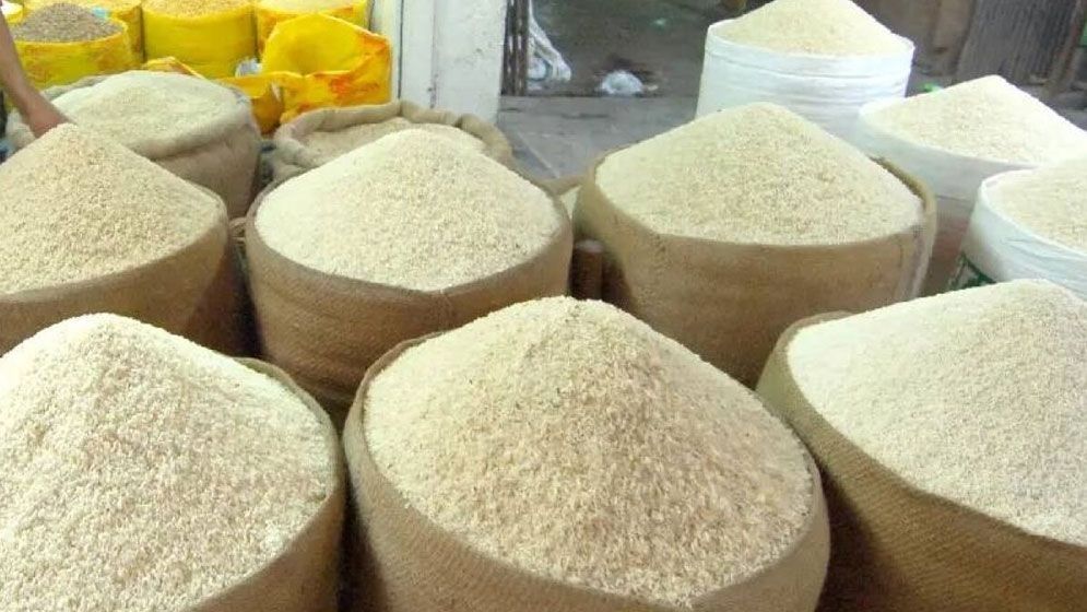 ৫ লাখ টন চাল আমদানির জন্য অনুমতি দিতে ২৪২টি প্রতিষ্ঠানকে চিঠি