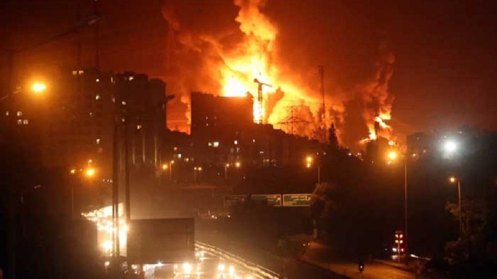 ইরানি ক্ষেপণাস্ত্র হামলায় ইসরাইলের তেল শোধনাগারে নিহত ৩