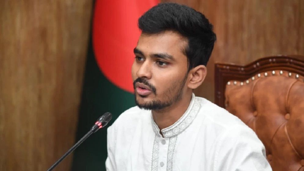 জাতীয় পার্টির মাধ্যমে আওয়ামী লীগকে ফেরানোর চেষ্টা চলছে: আসিফ মাহমুদ