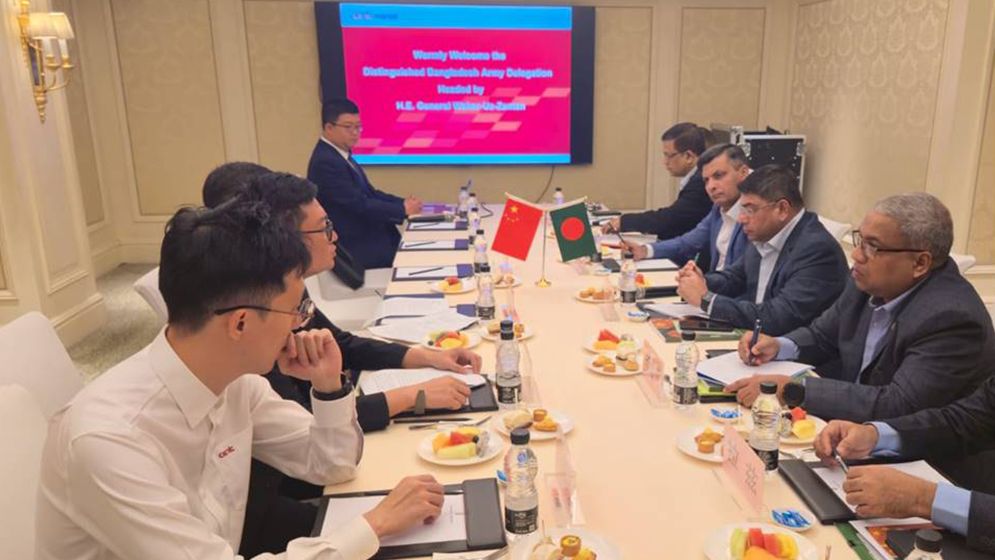 চীন সফর শেষে দেশে ফিরলেন সেনাপ্রধান