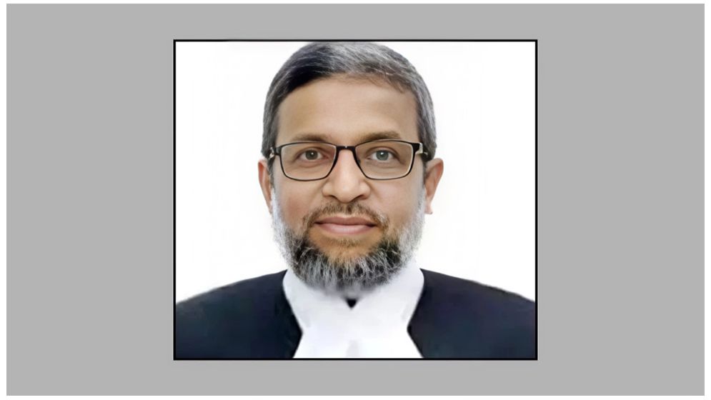 খালেদা জিয়াকে সাজা দেওয়া বিচারপতি আক্তারুজ্জামানের পদত্যাগ