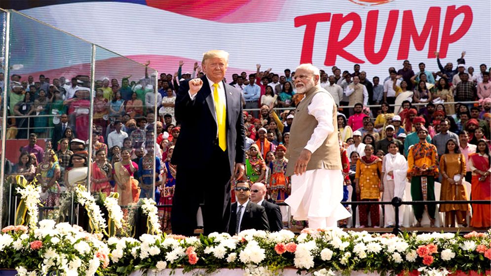 ট্রাম্পদাহে পুড়ছেন মোদি : বেসামাল ভারত, উড়ছে বাংলাদেশ