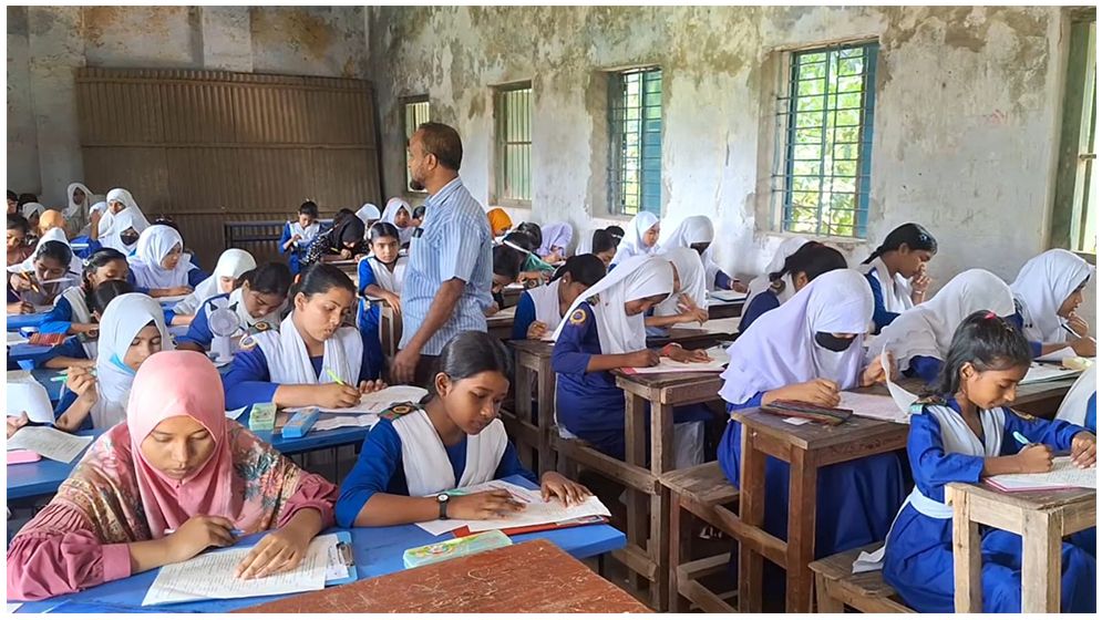 পাকুন্দিয়ায় মেধাবৃত্তি পরীক্ষায় অংশ নিয়েছে ১০ হাজার শিক্ষার্থী