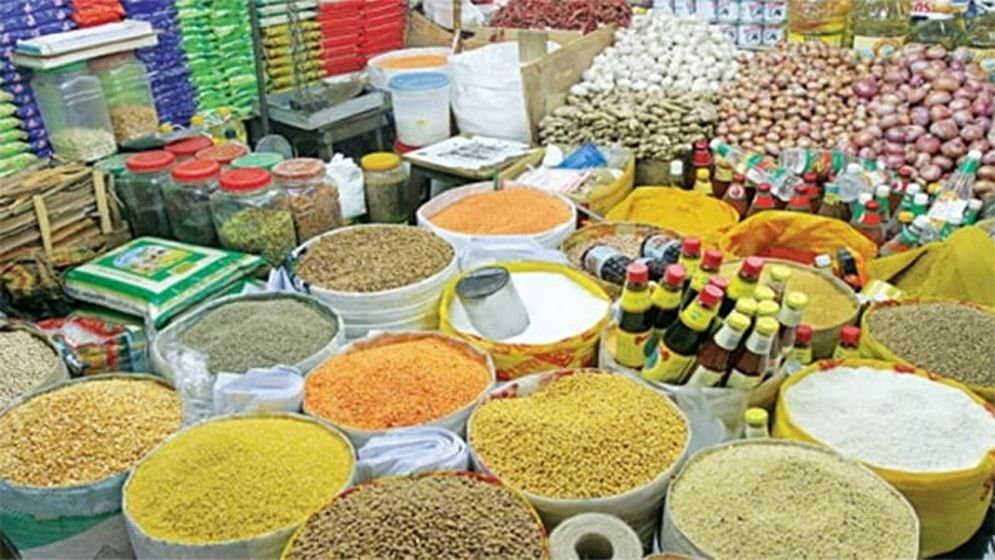 নিত্যপণ্যে ক্রেতার হাঁসফাঁস