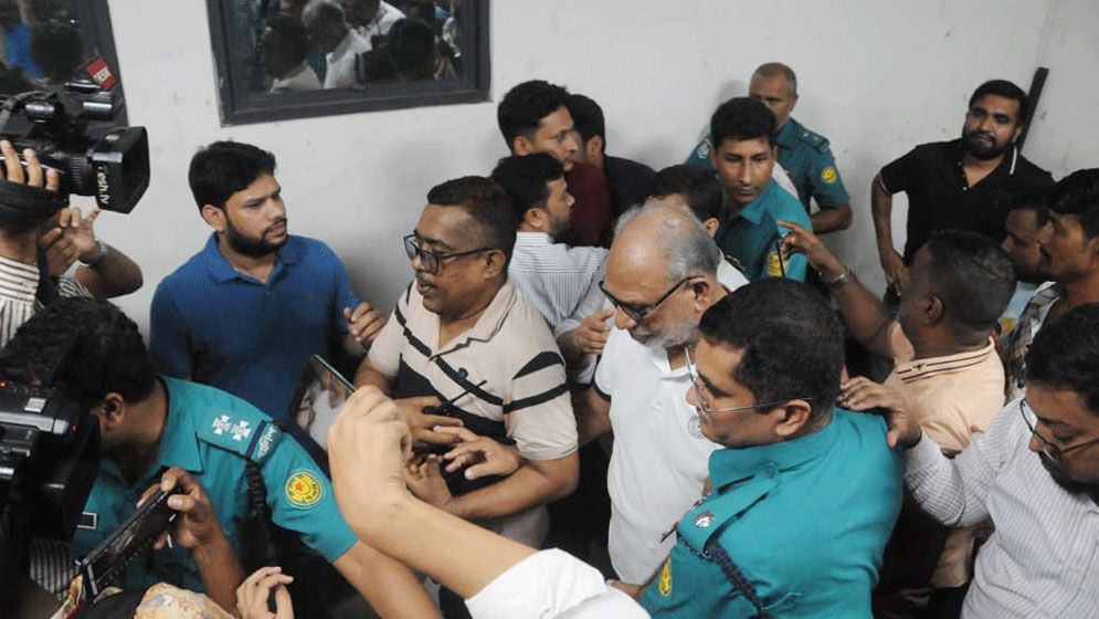 আব্দুল লতিফ সিদ্দিকীসহ ১১ জন ডিবি হেফাজতে