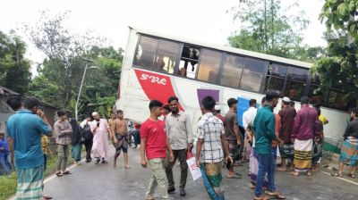 আমতলীতে বাস চাপায় নির্মাণ শ্রমিক নিহত