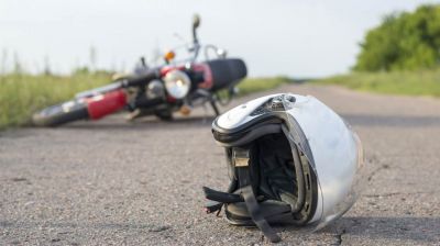 মোটরসাইকেল থেকে পড়ে প্রাণ গেল মা ও শিশু সন্তানের