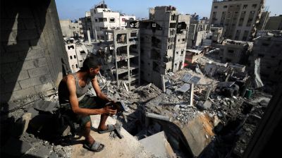 গাজায় ইসরায়েলি হামলায় একদিনে ৬৪ নিহত, ক্ষুধায় মৃত্যু বেড়ে ৩০৩