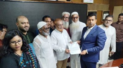 নারায়ণগঞ্জের ডিএনডি বাঁধের জলাবব্ধতা দূরীকরণের দাবিতে স্মারকলিপি প্রদান