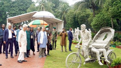 জুলাই স্মৃতি জাদুঘর পরিদর্শন করলেন প্রধান উপদেষ্টা