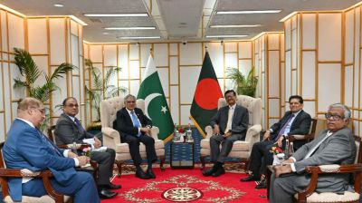 ঢাকায় তৌহিদ হোসেন-ইসহাক দার বৈঠক, সই হতে পারে একাধিক চুক্তি