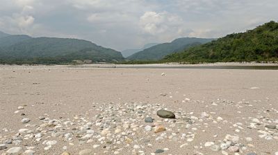 সাদা পাথর লুট: আইনি পদক্ষেপ চেয়ে রিটের শুনানি ১৭ আগস্ট