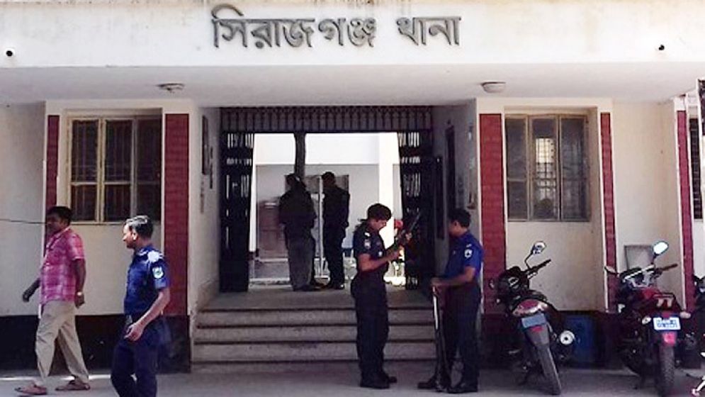 সিরাজগঞ্জে গরুচোর সন্দেহে গণপিটুনি, দুজনের মৃত্যু