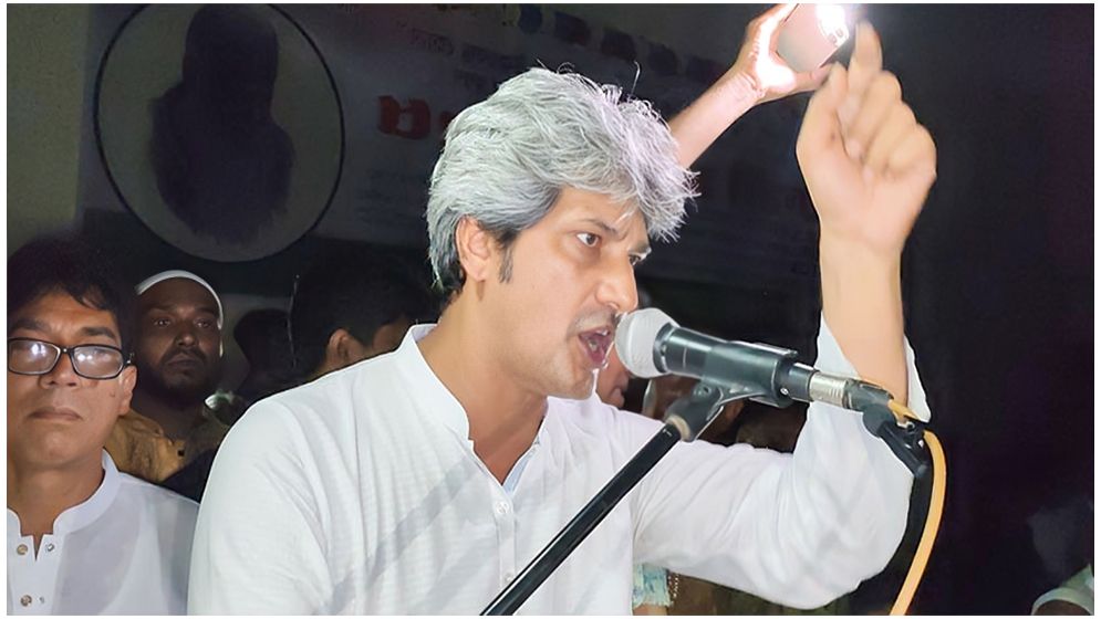 উপদেষ্টা মাহফুজের ওপর হামলা চেষ্টার নিন্দা সাকির