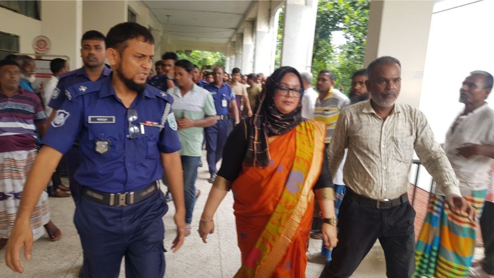 সাংবাদিক নির্যাতনে সাবেক ডিসি সুলতানাকে জেল হাজতে প্রেরণ